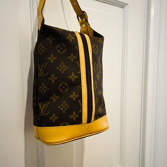 Louis Vuitton Toiletry or Shoe Bag - Picture 5 of 16